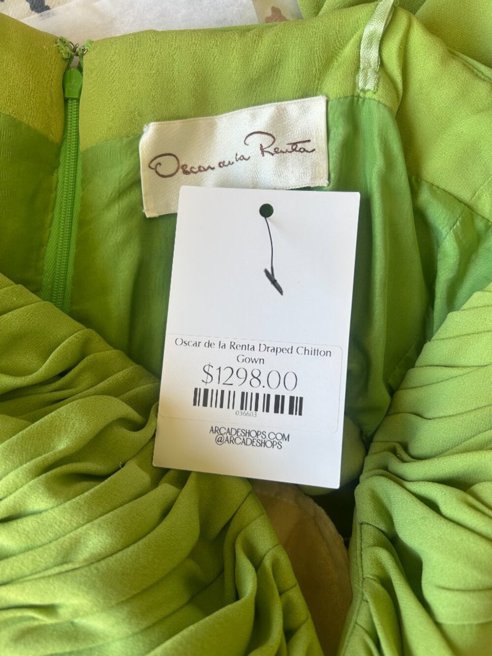 Vintage Oscar de la Renta draped chiffon gown - Picture 5 of 8